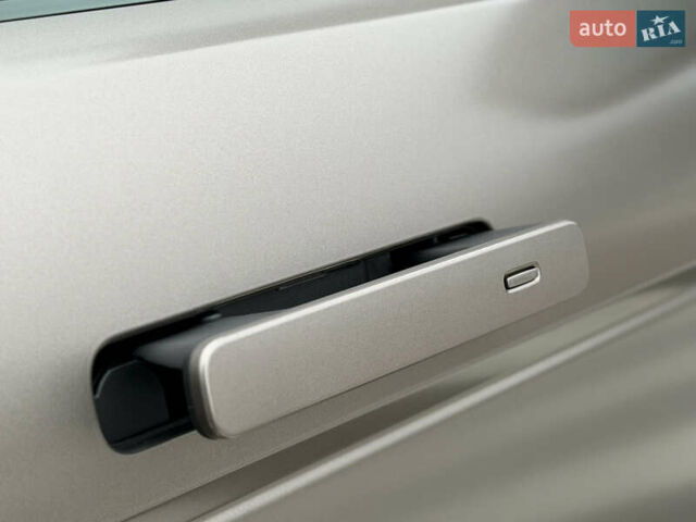 Коричневий Ленд Ровер Рендж Ровер Евок, об'ємом двигуна 2 л та пробігом 50 тис. км за 38000 $, фото 28 на Automoto.ua