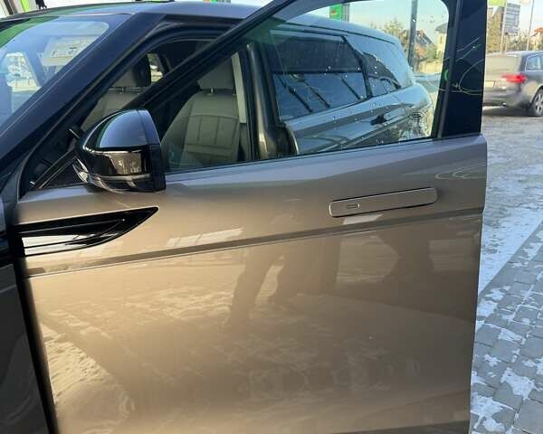 Коричневий Ленд Ровер Рендж Ровер Евок, об'ємом двигуна 2 л та пробігом 154 тис. км за 27000 $, фото 46 на Automoto.ua