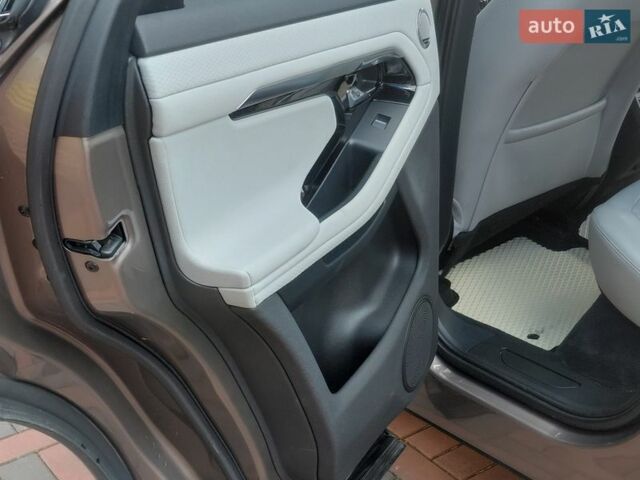 Коричневий Ленд Ровер Рендж Ровер Евок, об'ємом двигуна 2 л та пробігом 55 тис. км за 34000 $, фото 42 на Automoto.ua