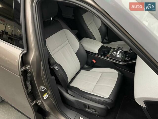 Коричневый Ленд Ровер Рендж Ровер Эвок, объемом двигателя 2 л и пробегом 78 тыс. км за 32662 $, фото 11 на Automoto.ua