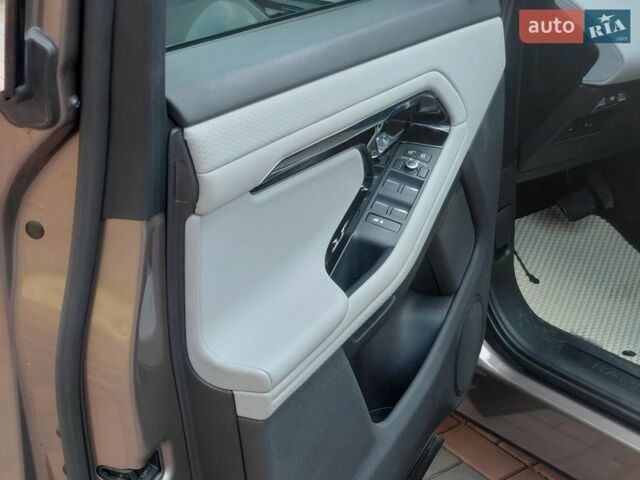Коричневий Ленд Ровер Рендж Ровер Евок, об'ємом двигуна 2 л та пробігом 55 тис. км за 34000 $, фото 44 на Automoto.ua