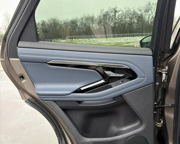 Коричневий Ленд Ровер Рендж Ровер Евок, об'ємом двигуна 2 л та пробігом 50 тис. км за 38000 $, фото 58 на Automoto.ua