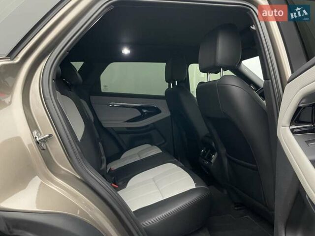 Коричневый Ленд Ровер Рендж Ровер Эвок, объемом двигателя 2 л и пробегом 78 тыс. км за 32662 $, фото 22 на Automoto.ua