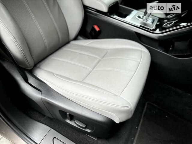 Коричневый Ленд Ровер Рендж Ровер Эвок, объемом двигателя 2 л и пробегом 82 тыс. км за 36990 $, фото 72 на Automoto.ua