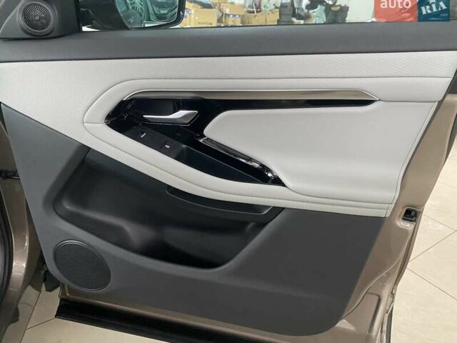 Коричневий Ленд Ровер Рендж Ровер Евок, об'ємом двигуна 2 л та пробігом 42 тис. км за 30900 $, фото 36 на Automoto.ua