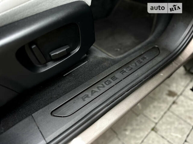 Коричневый Ленд Ровер Рендж Ровер Эвок, объемом двигателя 2 л и пробегом 82 тыс. км за 36990 $, фото 70 на Automoto.ua