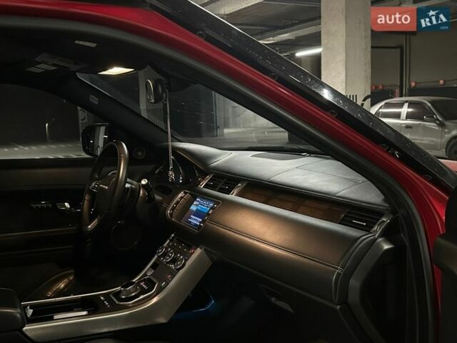 Красный Ленд Ровер Рендж Ровер Эвок, объемом двигателя 2 л и пробегом 138 тыс. км за 14500 $, фото 12 на Automoto.ua