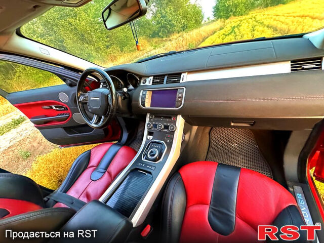 Красный Ленд Ровер Рендж Ровер Эвок, объемом двигателя 2.2 л и пробегом 143 тыс. км за 17999 $, фото 10 на Automoto.ua