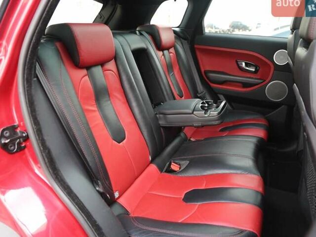 Червоний Ленд Ровер Рендж Ровер Евок, об'ємом двигуна 2 л та пробігом 133 тис. км за 19300 $, фото 10 на Automoto.ua