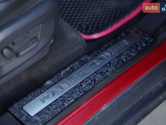 Красный Ленд Ровер Рендж Ровер Эвок, объемом двигателя 2 л и пробегом 146 тыс. км за 18500 $, фото 24 на Automoto.ua