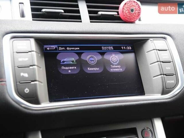 Червоний Ленд Ровер Рендж Ровер Евок, об'ємом двигуна 2 л та пробігом 133 тис. км за 19300 $, фото 27 на Automoto.ua