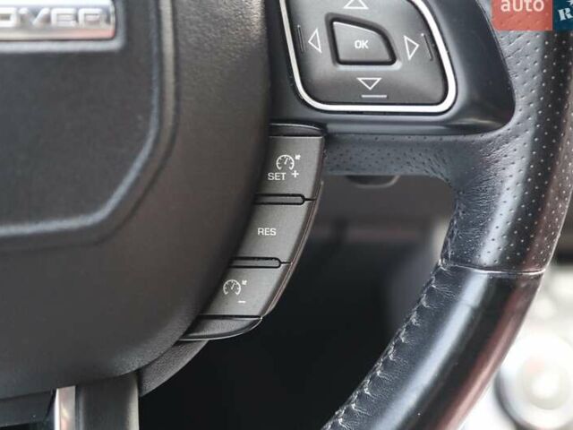 Червоний Ленд Ровер Рендж Ровер Евок, об'ємом двигуна 2 л та пробігом 133 тис. км за 19300 $, фото 22 на Automoto.ua