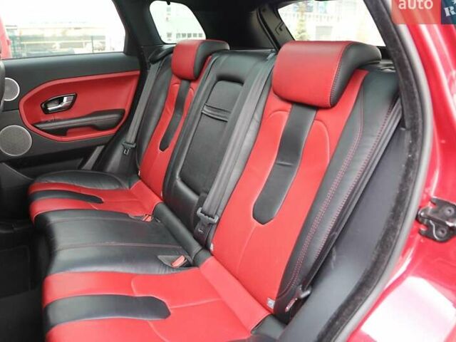 Червоний Ленд Ровер Рендж Ровер Евок, об'ємом двигуна 2 л та пробігом 133 тис. км за 19300 $, фото 9 на Automoto.ua