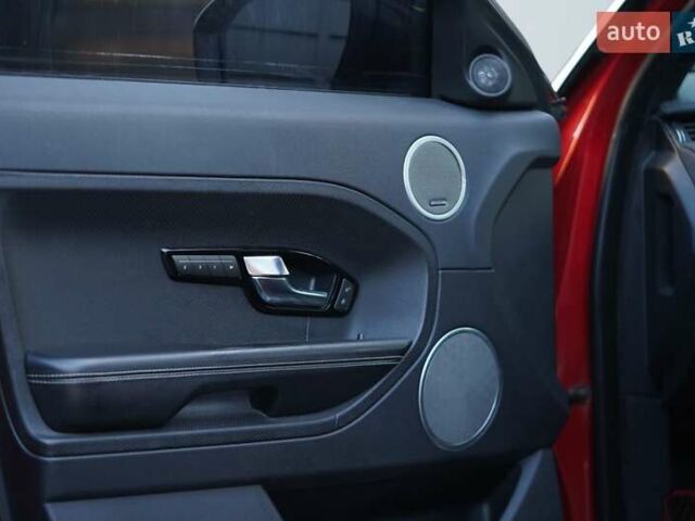 Красный Ленд Ровер Рендж Ровер Эвок, объемом двигателя 2 л и пробегом 146 тыс. км за 18500 $, фото 15 на Automoto.ua