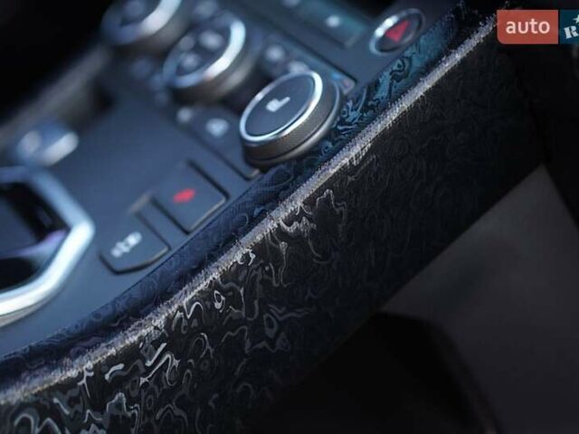 Красный Ленд Ровер Рендж Ровер Эвок, объемом двигателя 2 л и пробегом 146 тыс. км за 18500 $, фото 17 на Automoto.ua