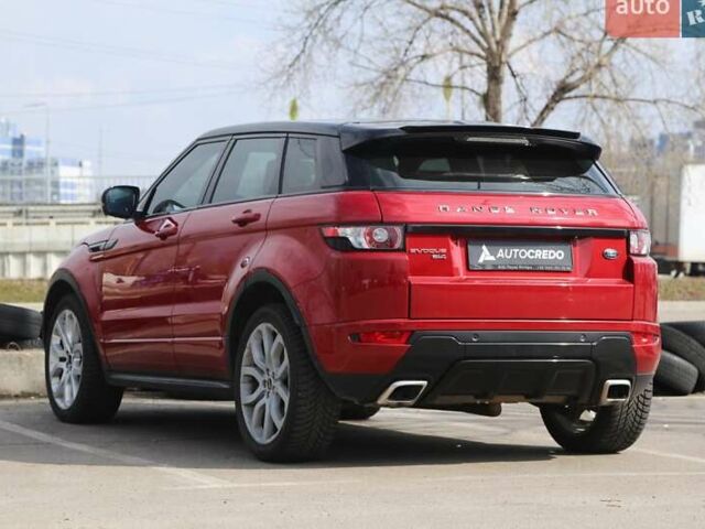 Червоний Ленд Ровер Рендж Ровер Евок, об'ємом двигуна 2 л та пробігом 133 тис. км за 19300 $, фото 4 на Automoto.ua