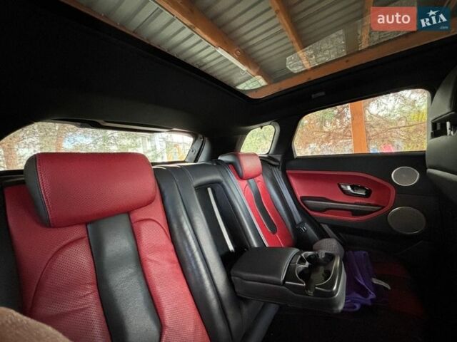 Червоний Ленд Ровер Рендж Ровер Евок, об'ємом двигуна 2 л та пробігом 133 тис. км за 20000 $, фото 19 на Automoto.ua