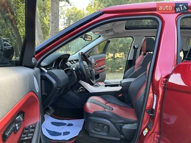 Красный Ленд Ровер Рендж Ровер Эвок, объемом двигателя 2.18 л и пробегом 139 тыс. км за 19777 $, фото 8 на Automoto.ua