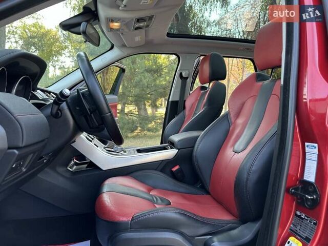 Красный Ленд Ровер Рендж Ровер Эвок, объемом двигателя 2.18 л и пробегом 139 тыс. км за 19777 $, фото 15 на Automoto.ua