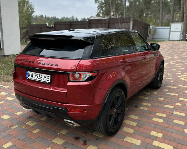 Ленд Ровер Рендж Ровер Эвок 2013 в Ирпене на Automoto.ua Красный Ленд Ровер Рендж Ровер Эвок, объемом двигателя 2.18 л и пробегом 184 тыс. км за 14500 $, фото 4 на Automoto.ua