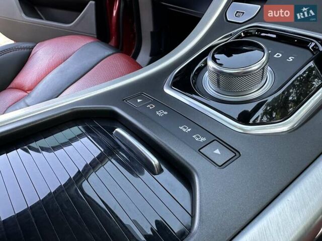 Красный Ленд Ровер Рендж Ровер Эвок, объемом двигателя 2.18 л и пробегом 139 тыс. км за 19777 $, фото 74 на Automoto.ua