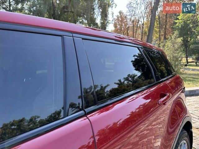 Красный Ленд Ровер Рендж Ровер Эвок, объемом двигателя 2.18 л и пробегом 139 тыс. км за 19777 $, фото 115 на Automoto.ua