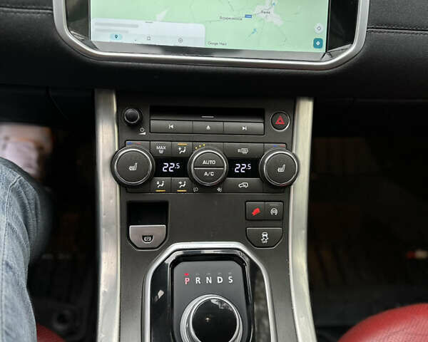 Ленд Ровер Рендж Ровер Эвок 2013 в Ирпене на Automoto.ua Красный Ленд Ровер Рендж Ровер Эвок, объемом двигателя 2.18 л и пробегом 184 тыс. км за 14500 $, фото 7 на Automoto.ua