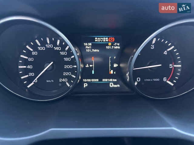 Красный Ленд Ровер Рендж Ровер Эвок, объемом двигателя 2.2 л и пробегом 209 тыс. км за 17500 $, фото 27 на Automoto.ua