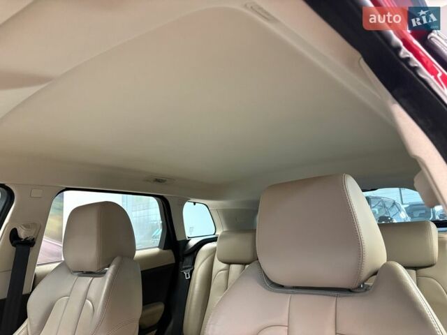 Червоний Ленд Ровер Рендж Ровер Евок, об'ємом двигуна 2.18 л та пробігом 107 тис. км за 22000 $, фото 18 на Automoto.ua