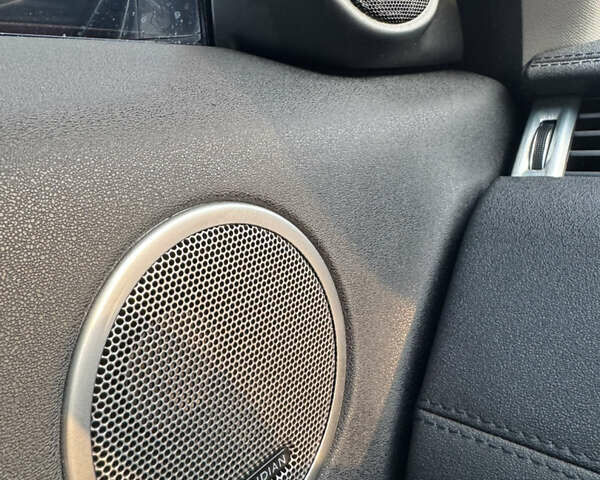 Червоний Ленд Ровер Рендж Ровер Евок, об'ємом двигуна 2.18 л та пробігом 285 тис. км за 16000 $, фото 20 на Automoto.ua