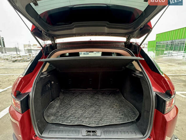 Червоний Ленд Ровер Рендж Ровер Евок, об'ємом двигуна 2.18 л та пробігом 171 тис. км за 15500 $, фото 20 на Automoto.ua