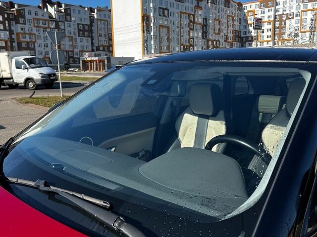 Червоний Ленд Ровер Рендж Ровер Евок, об'ємом двигуна 2 л та пробігом 164 тис. км за 17000 $, фото 8 на Automoto.ua