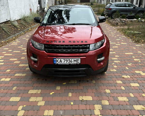 Ленд Ровер Рендж Ровер Эвок 2013 в Ирпене на Automoto.ua Красный Ленд Ровер Рендж Ровер Эвок, объемом двигателя 2.18 л и пробегом 184 тыс. км за 14500 $, фото 2 на Automoto.ua