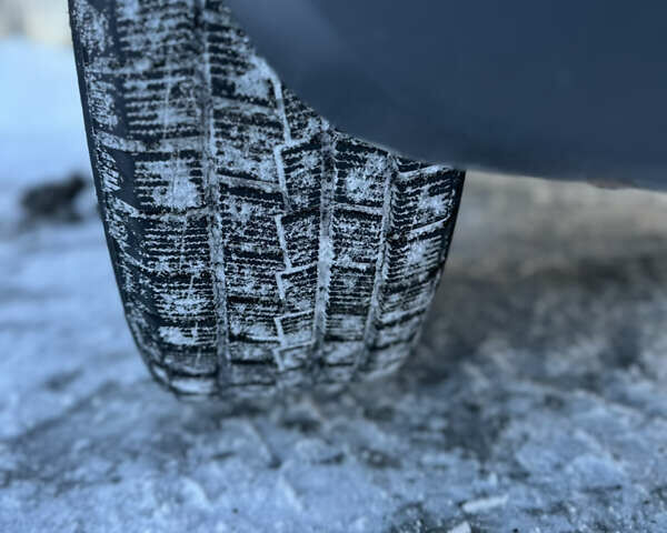 Червоний Ленд Ровер Рендж Ровер Евок, об'ємом двигуна 2.2 л та пробігом 209 тис. км за 16900 $, фото 12 на Automoto.ua