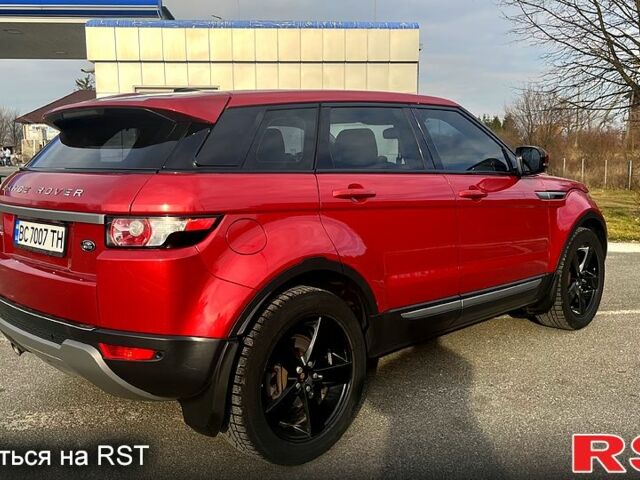 Червоний Ленд Ровер Рендж Ровер Евок, об'ємом двигуна 2.2 л та пробігом 90 тис. км за 23800 $, фото 6 на Automoto.ua