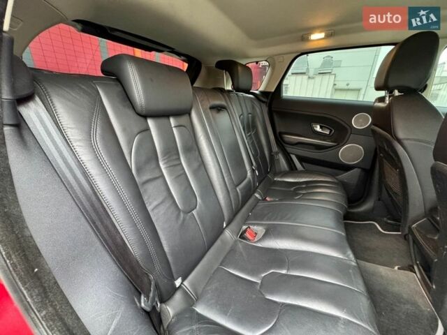 Червоний Ленд Ровер Рендж Ровер Евок, об'ємом двигуна 2.18 л та пробігом 171 тис. км за 15500 $, фото 11 на Automoto.ua