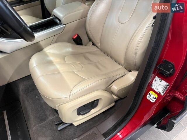 Червоний Ленд Ровер Рендж Ровер Евок, об'ємом двигуна 2.18 л та пробігом 107 тис. км за 22000 $, фото 11 на Automoto.ua