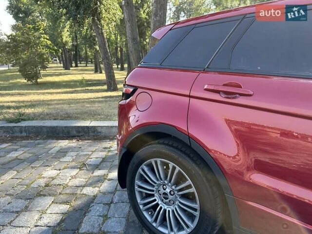 Красный Ленд Ровер Рендж Ровер Эвок, объемом двигателя 2.18 л и пробегом 139 тыс. км за 19777 $, фото 75 на Automoto.ua