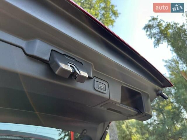 Красный Ленд Ровер Рендж Ровер Эвок, объемом двигателя 2.18 л и пробегом 139 тыс. км за 19777 $, фото 82 на Automoto.ua