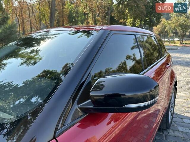 Красный Ленд Ровер Рендж Ровер Эвок, объемом двигателя 2.18 л и пробегом 139 тыс. км за 19777 $, фото 5 на Automoto.ua