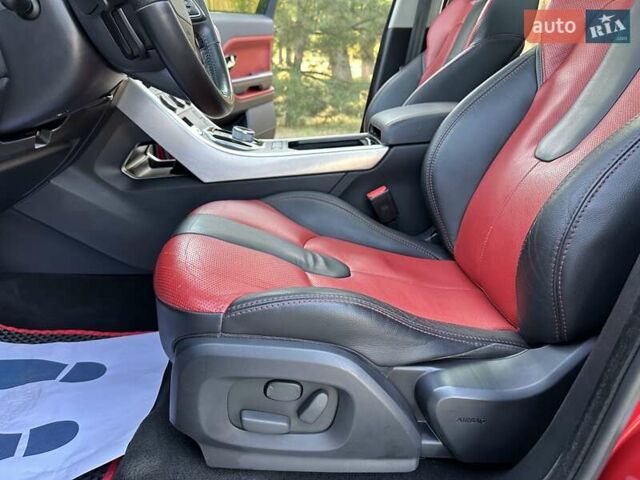 Красный Ленд Ровер Рендж Ровер Эвок, объемом двигателя 2.18 л и пробегом 139 тыс. км за 19777 $, фото 16 на Automoto.ua