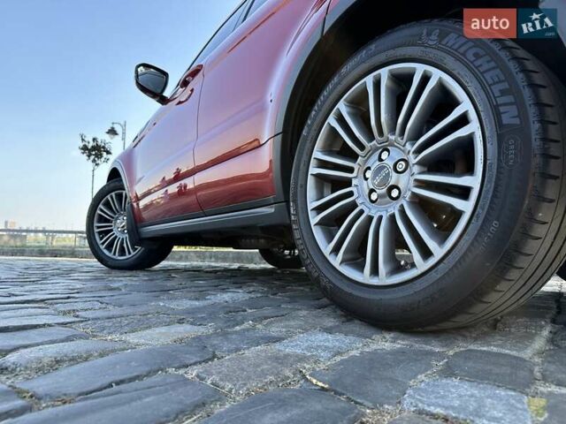 Красный Ленд Ровер Рендж Ровер Эвок, объемом двигателя 2.18 л и пробегом 139 тыс. км за 19777 $, фото 88 на Automoto.ua