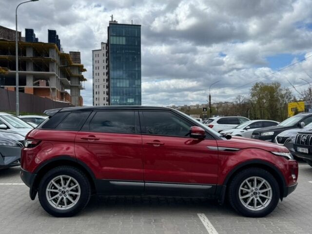 Червоний Ленд Ровер Рендж Ровер Евок, об'ємом двигуна 2.2 л та пробігом 155 тис. км за 16000 $, фото 5 на Automoto.ua