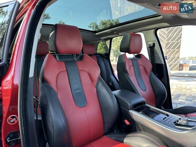 Красный Ленд Ровер Рендж Ровер Эвок, объемом двигателя 2.18 л и пробегом 139 тыс. км за 19777 $, фото 76 на Automoto.ua