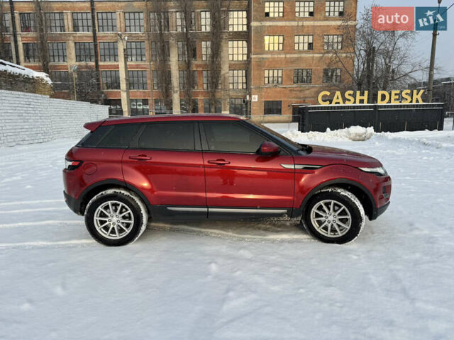 Червоний Ленд Ровер Рендж Ровер Евок, об'ємом двигуна 2.18 л та пробігом 285 тис. км за 16000 $, фото 3 на Automoto.ua