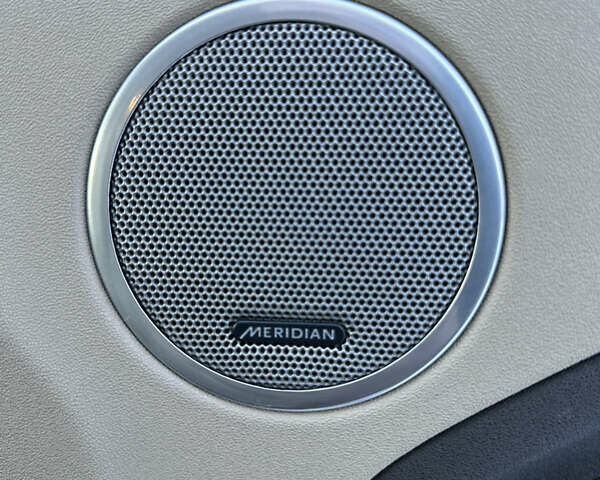 Червоний Ленд Ровер Рендж Ровер Евок, об'ємом двигуна 2.2 л та пробігом 209 тис. км за 16900 $, фото 25 на Automoto.ua