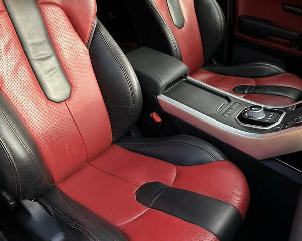 Красный Ленд Ровер Рендж Ровер Эвок, объемом двигателя 2.2 л и пробегом 185 тыс. км за 15400 $, фото 30 на Automoto.ua