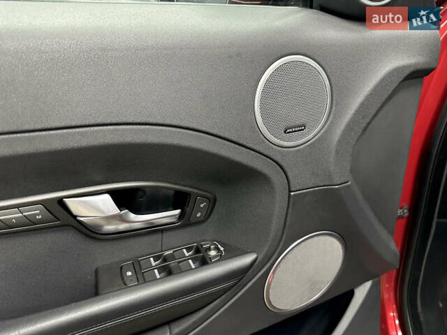 Червоний Ленд Ровер Рендж Ровер Евок, об'ємом двигуна 2.18 л та пробігом 167 тис. км за 15900 $, фото 16 на Automoto.ua