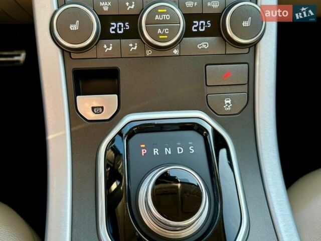 Червоний Ленд Ровер Рендж Ровер Евок, об'ємом двигуна 2.18 л та пробігом 151 тис. км за 17950 $, фото 22 на Automoto.ua