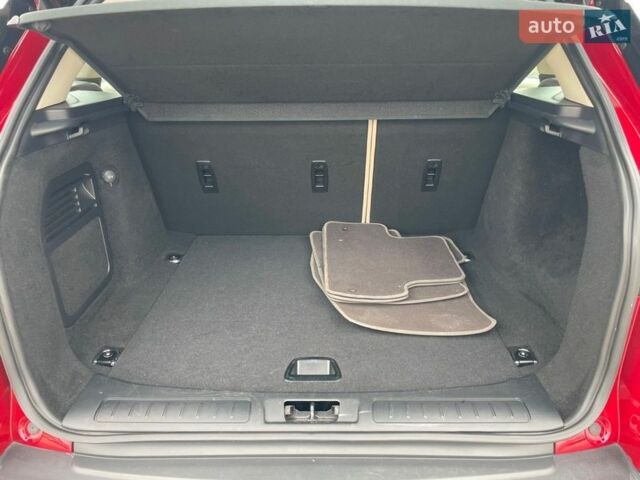 Красный Ленд Ровер Рендж Ровер Эвок, объемом двигателя 2.18 л и пробегом 66 тыс. км за 21900 $, фото 17 на Automoto.ua